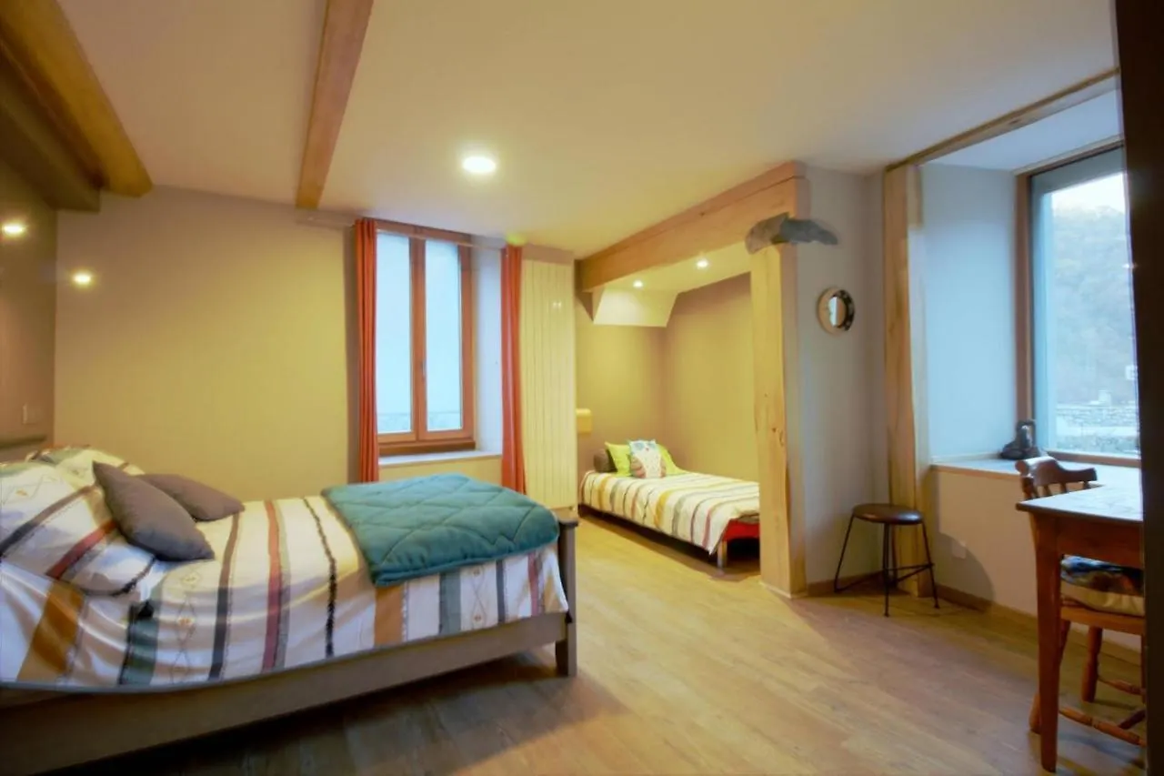 Maison de 4 chambres avec jardin clos et wifi a Cauterets a 2 km des pistes Hébergement de vacances