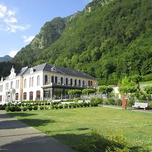 Maison Cauterets, 9 Pièces, 15 Personnes - Fr-1-234-244 Hébergement de vacances